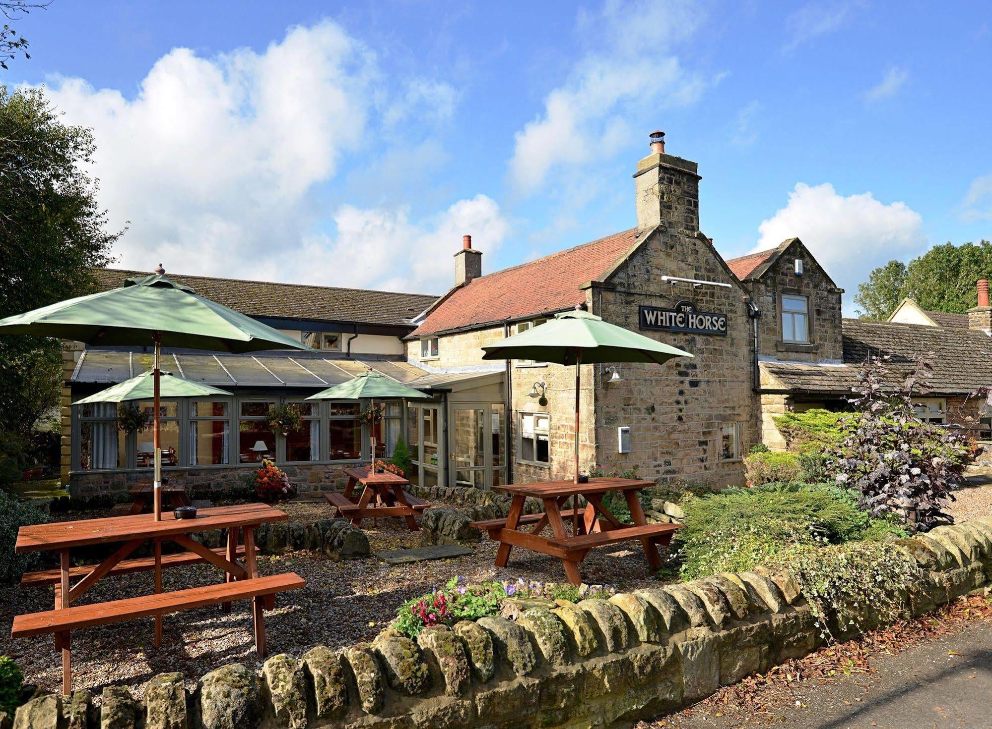 The View At The White Horse Woolley Moor Hotel Clay Cross Exterior foto